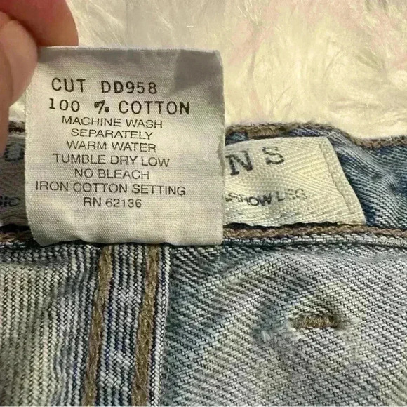 Classic Blue Women's Jeans - Picture 5 of 16